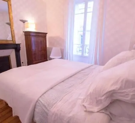 The White Sun Bright & Calm Latin District * Paris