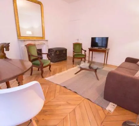 Appartement The White Sun Bright & Calm Latin District Paris